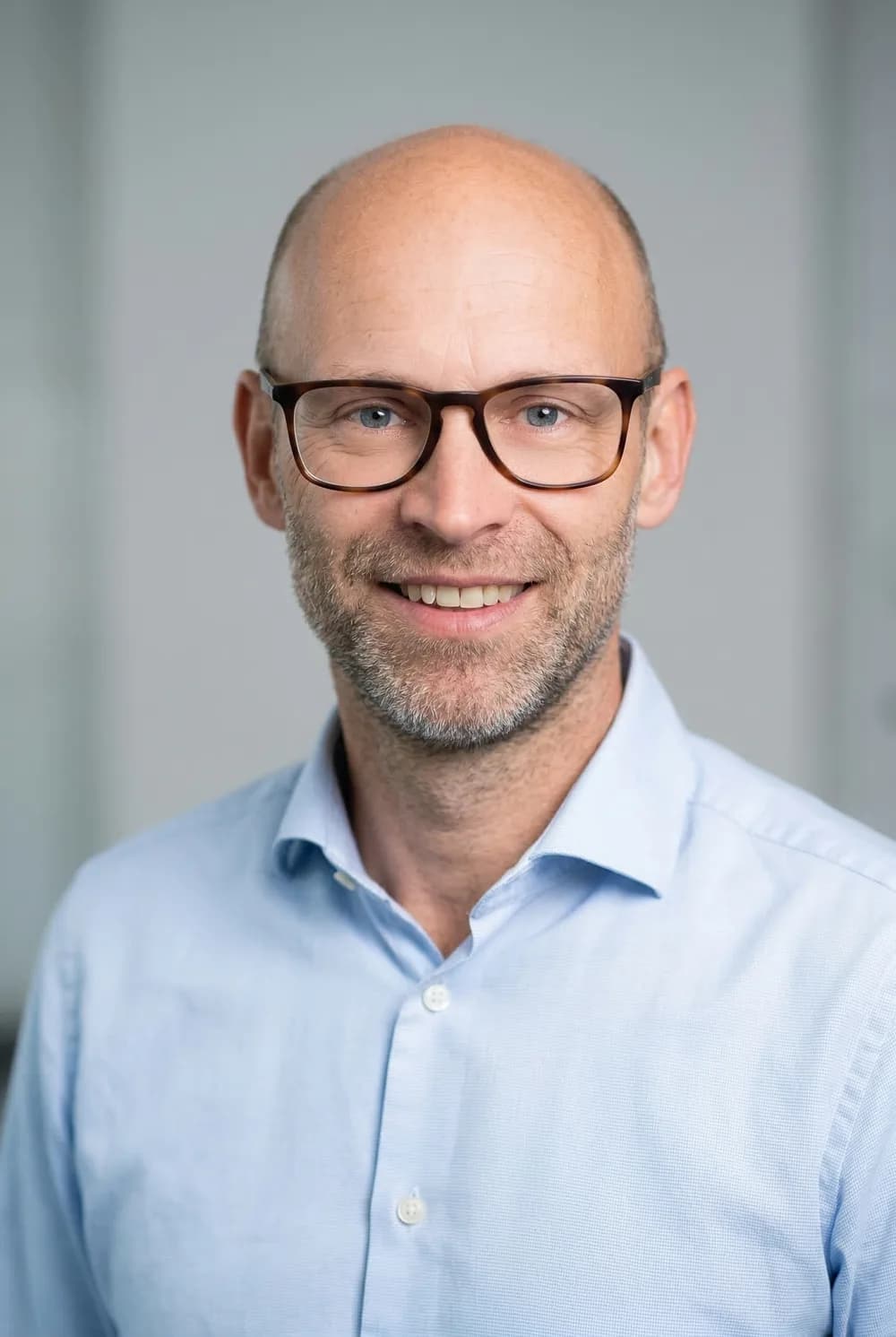 Portret van Haro Hollertt, oprichter van BGenius.